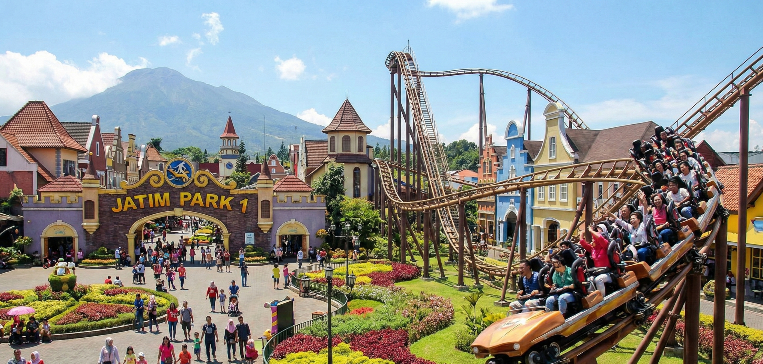 Wahana roller coaster di Jatim Park 1 tempat wisata Batu Malang yang wajib dikunjungi